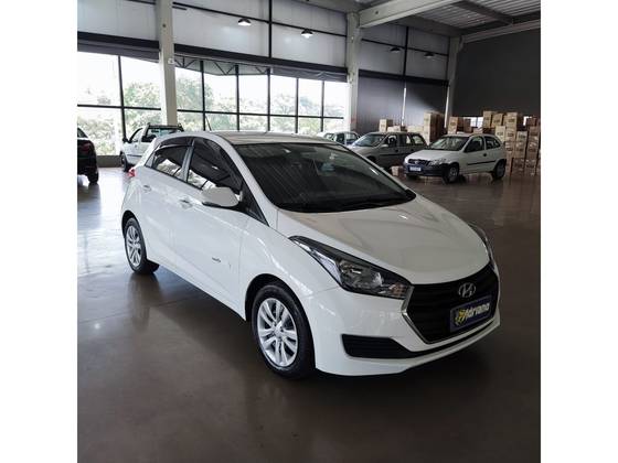 HYUNDAI HB20 1.0 COMFORT 12V FLEX 4P MANUAL HYUNDAI HB20 1.0 COMFORT 12V FLEX 4P MANUAL
